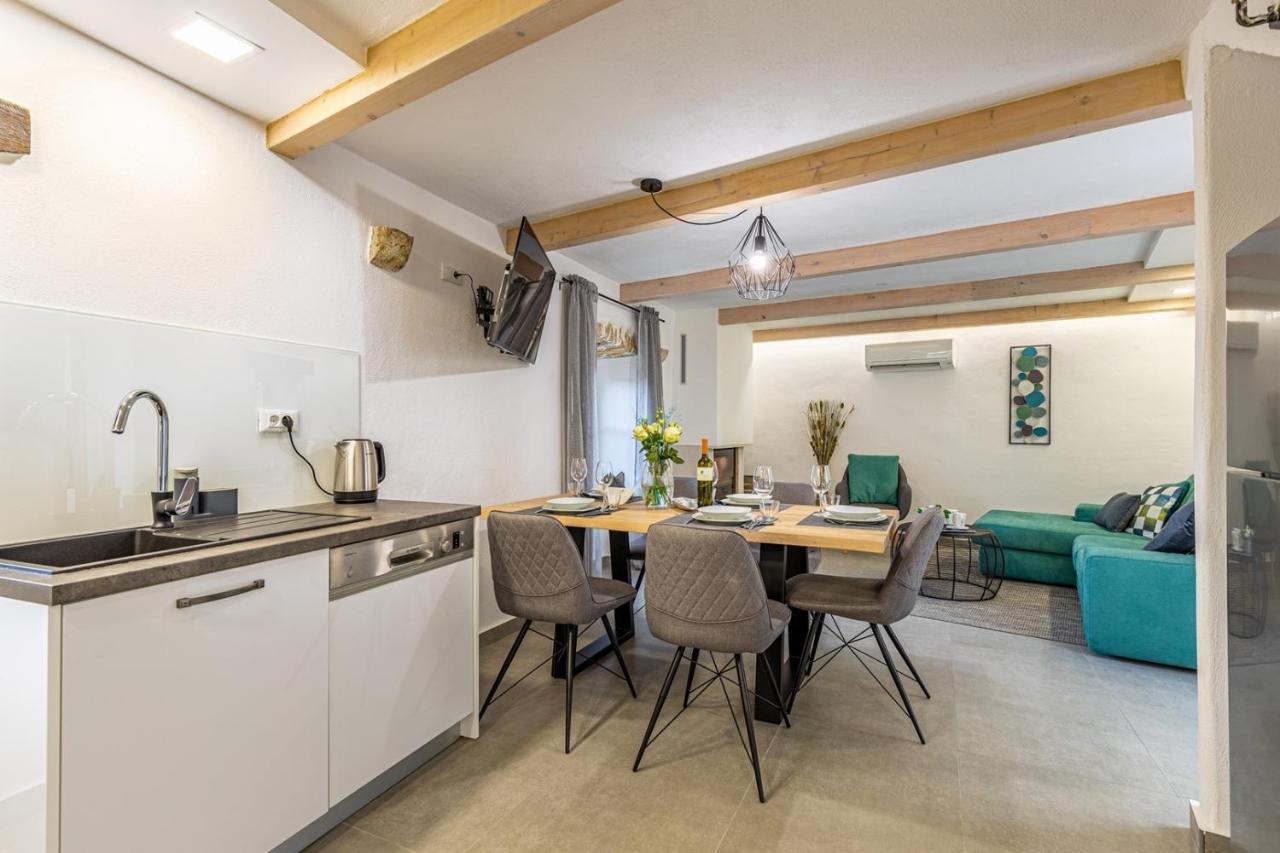 Casa Amelia In Pićan 외부 사진